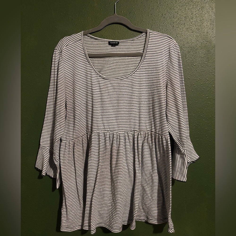 Torrid Striped Black and White Women's Top 1